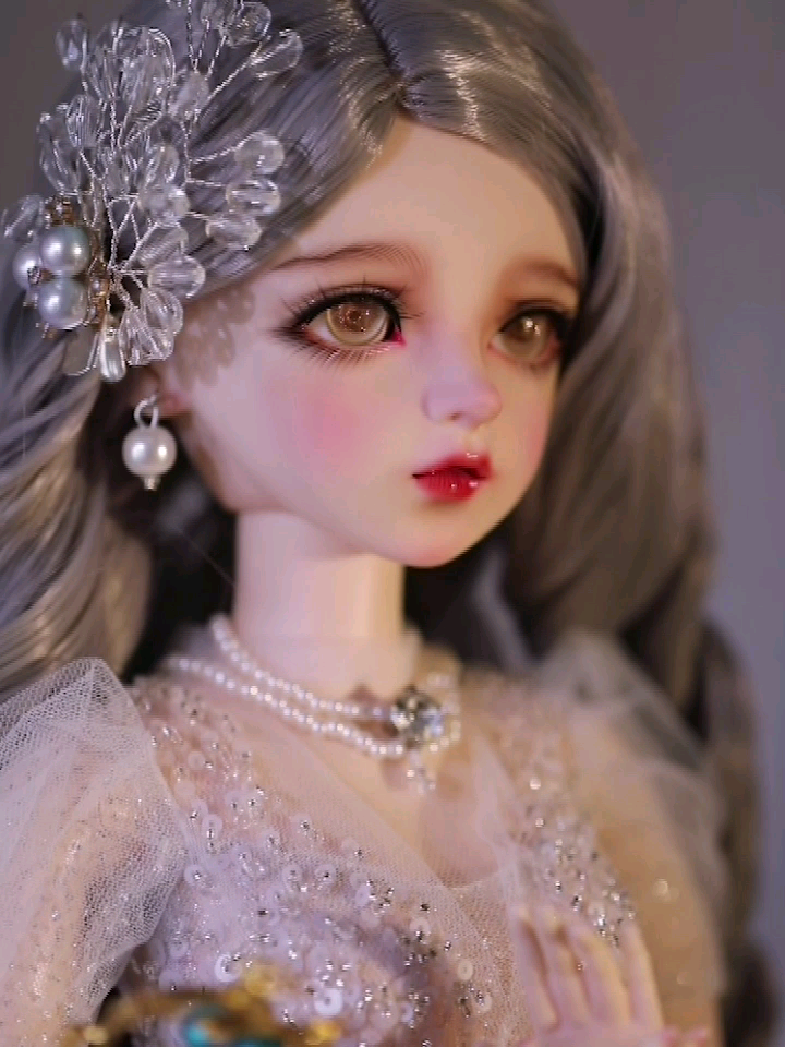 Close-up of Katie Doll's expressive face