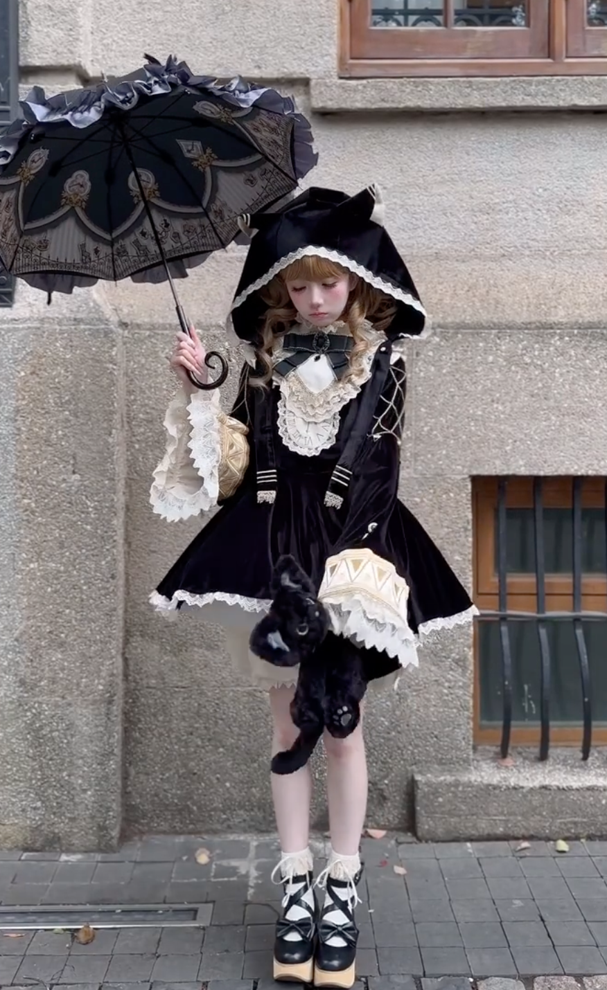 Sukuroi Exclusive Black Gothic Lolita Dress – A Witchy Wonderland
