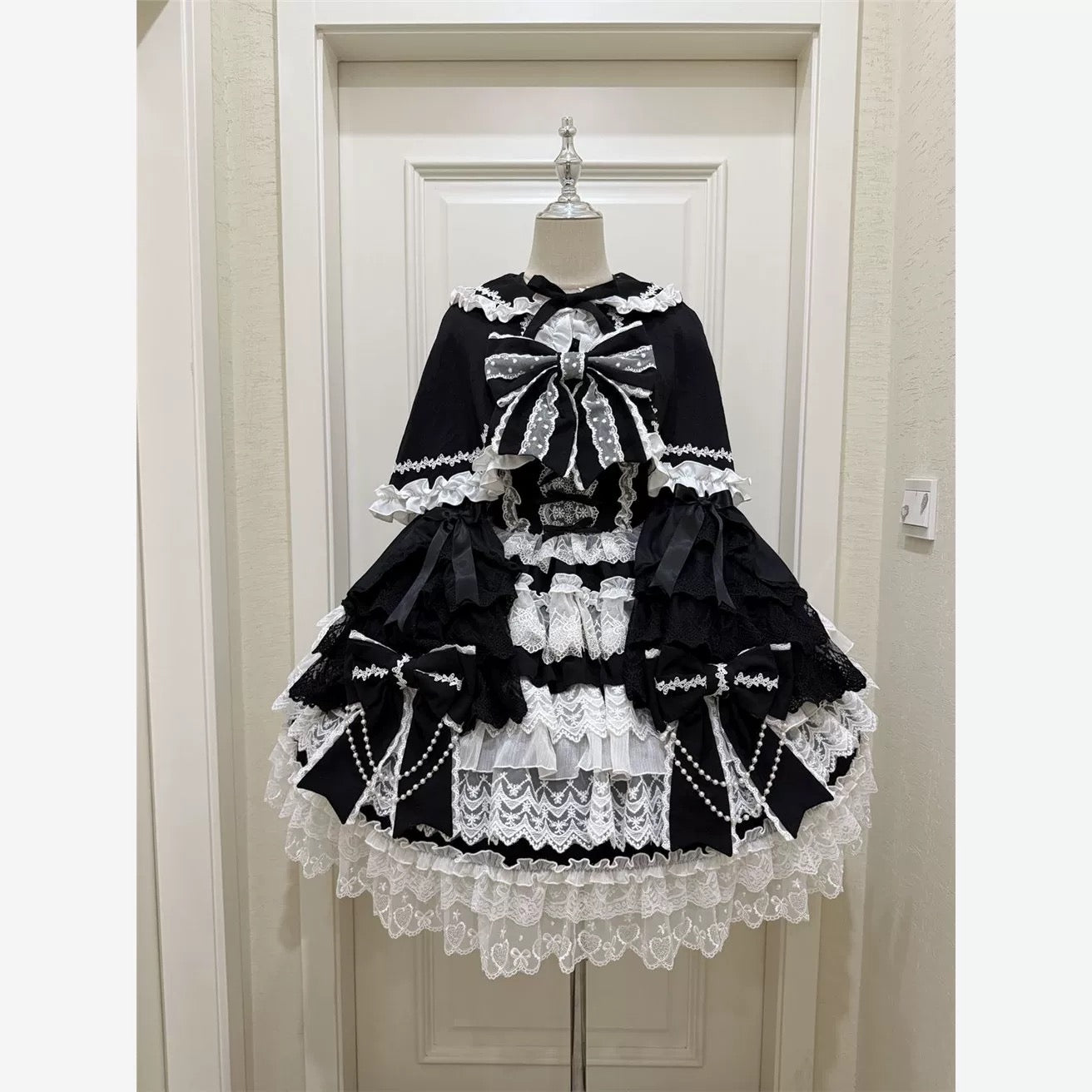 Gothic Lolita dress with detachable sleeves