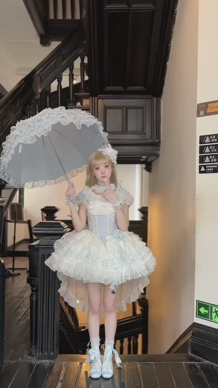 Pastel Rococo-style Lolita outfit
