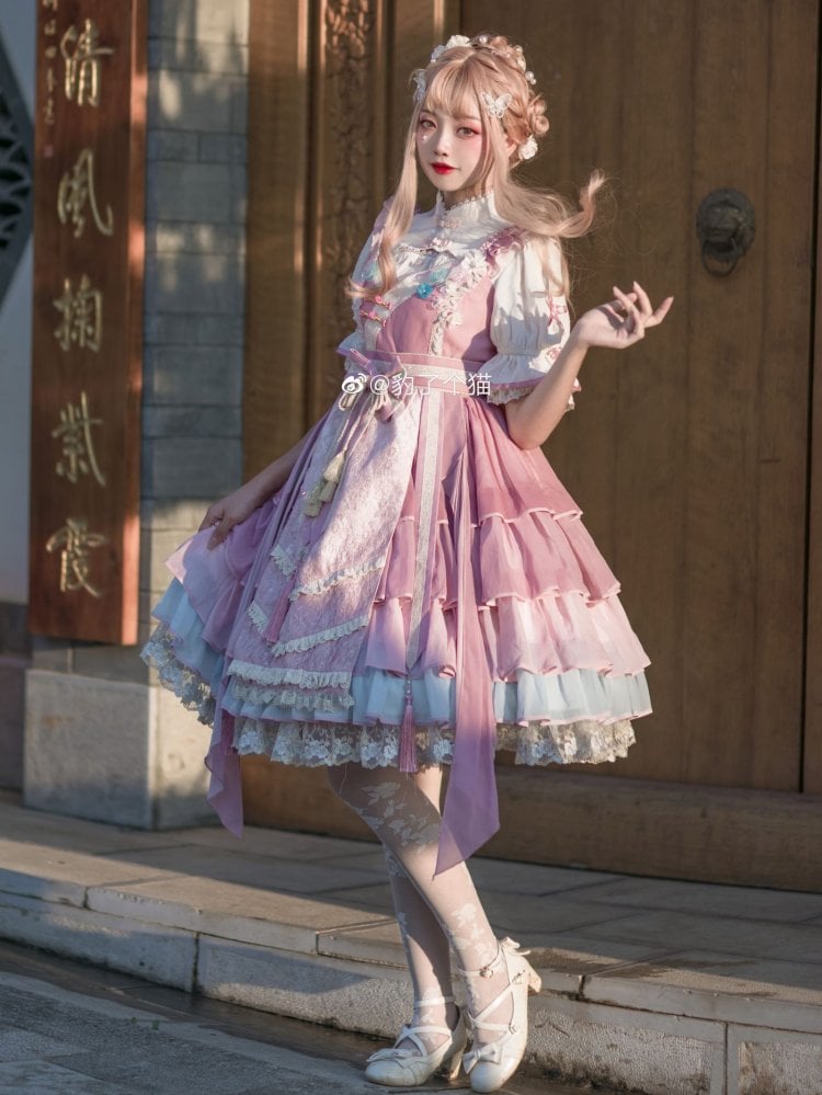 NEKOMATA'S TEMPTATION Peach Wine Floral Decoration Neckline Tiered Flounce Hem Jumper Skirt