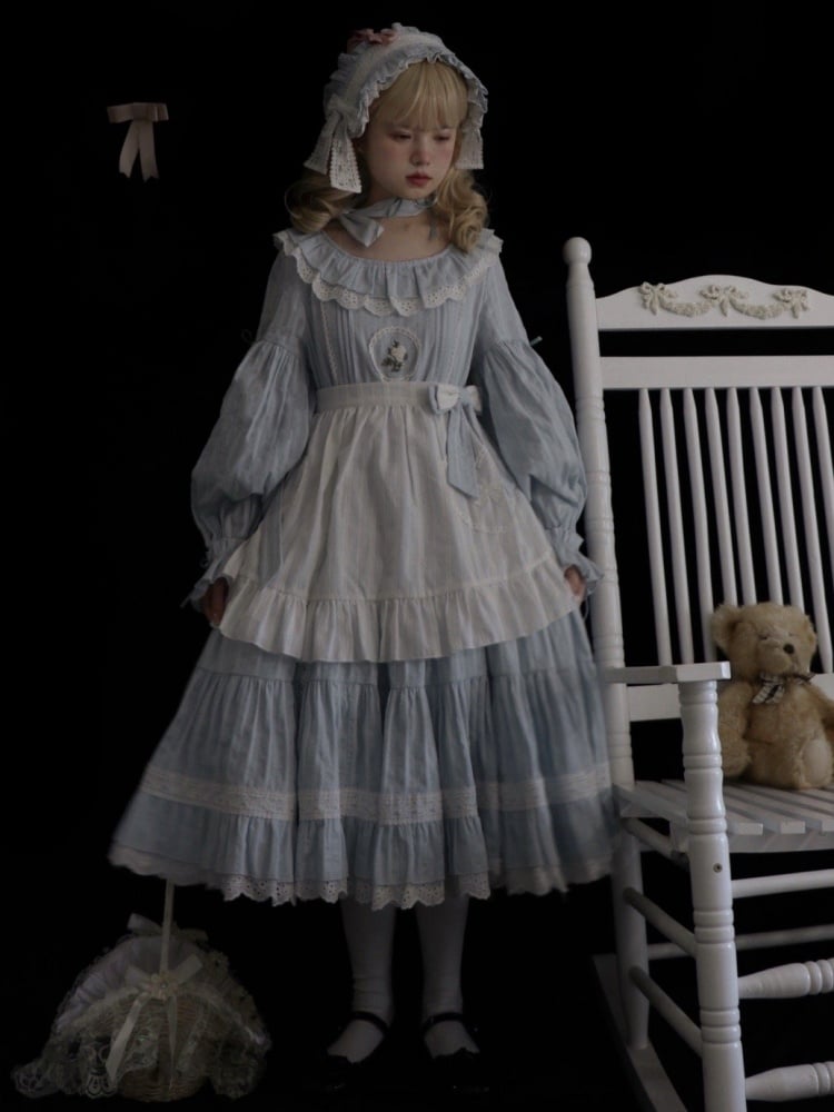 Short Version Margarita Floal Embroidery Bodice Round Neck High Waist Long Sleeves One Piece