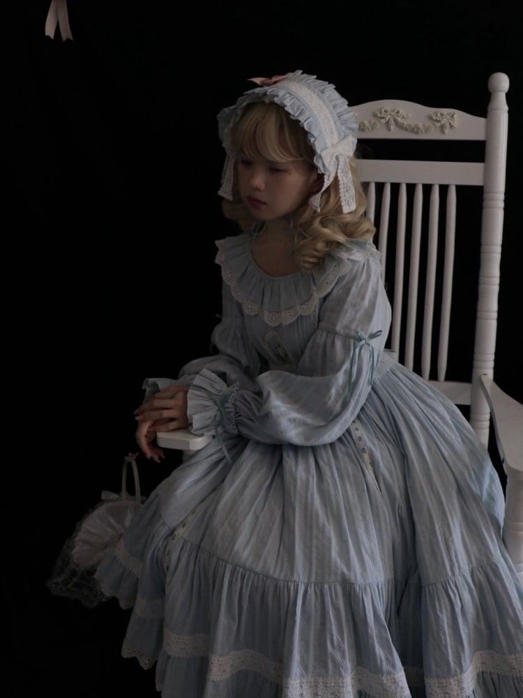 Short Version Margarita Floal Embroidery Bodice Round Neck High Waist Long Sleeves One Piece