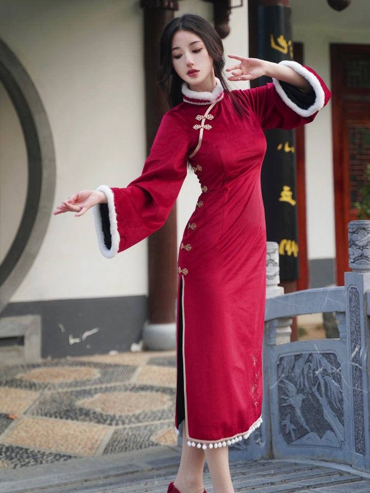 New Year Red Plush Neckline and Cuffs Slit Side Chi-pao