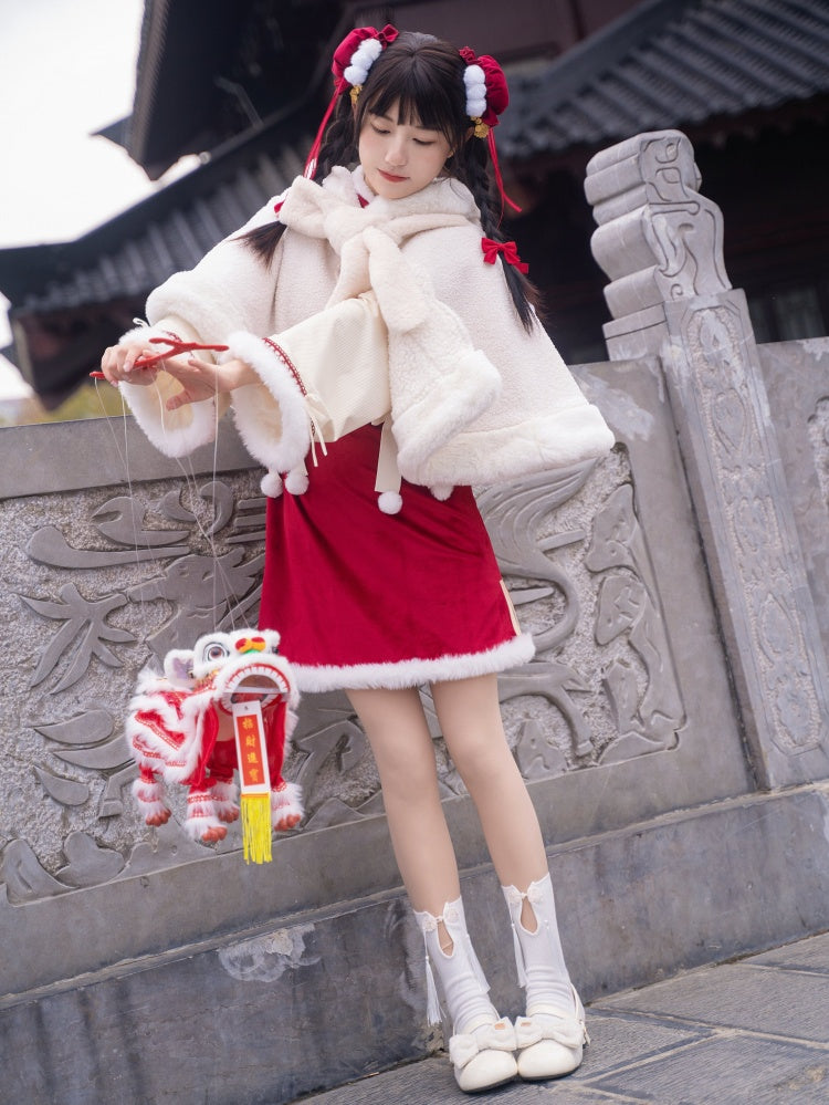 New Year Red Plush Cheongsam Collar Gold Embroidery Bodice Chi-pao