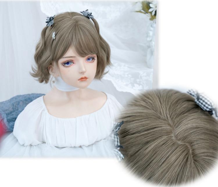 Light Brown Chin Length Wavy Synthetic Wig