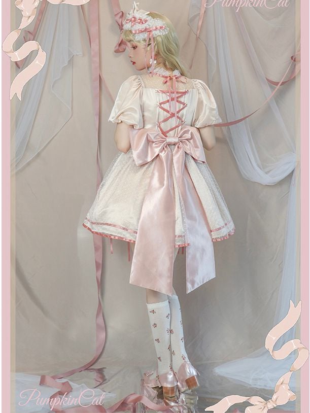 Jewel Heart Ruffle Neckline High Waist Lace-up Closure at Back Short Sleeves One Piece