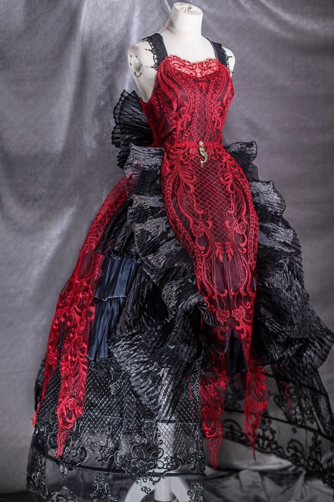 Black and Red Gorgeous Jumper Skirt Sweetheart Neckline Gothic Dress Full Set