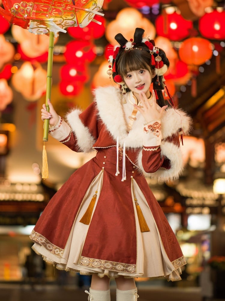 Red New Year Knot Button Banded Collar Qi One Piece + Plush Collar Cape - Sukuroi