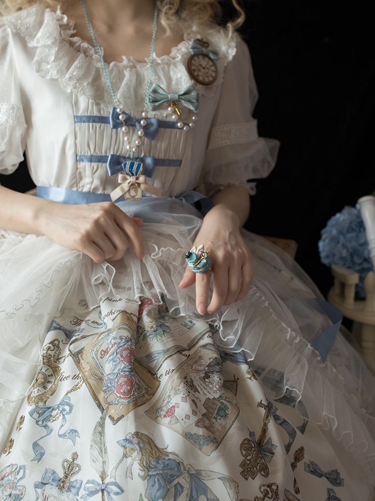 Dream For Alice Color White Bowknot Details Ruffle Hemline OP