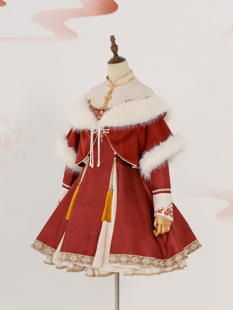 Red New Year Knot Button Banded Collar Qi One Piece + Plush Collar Cape - Sukuroi