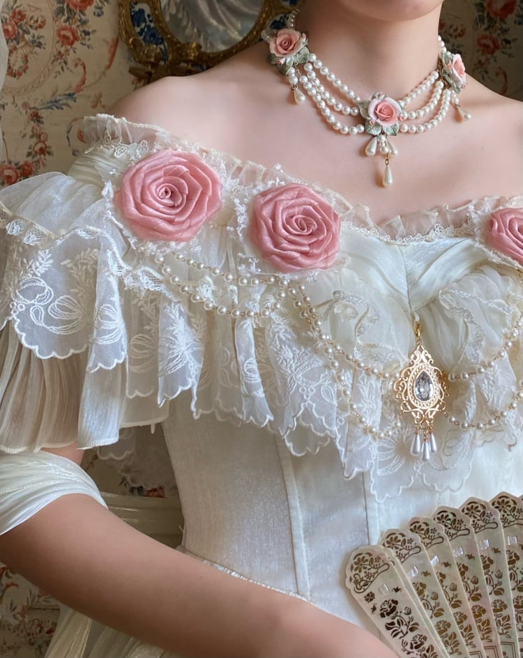 Ivory Princess Basque Waist Dress Roses and Bead Chain Lolita Wedding Dress - Sukuroi
