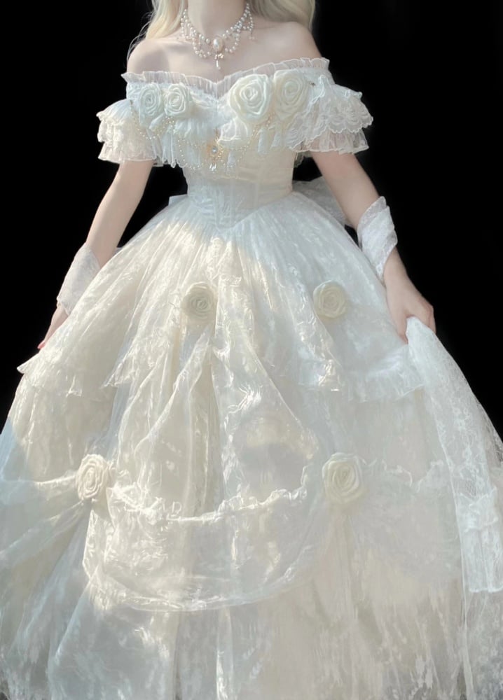 White Princess Lace Dress Floral and Bead Chain Details One Piece - Sukuroi