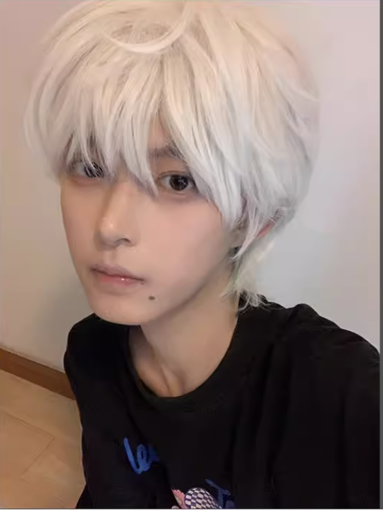 White Wavy Ouji Short Wig