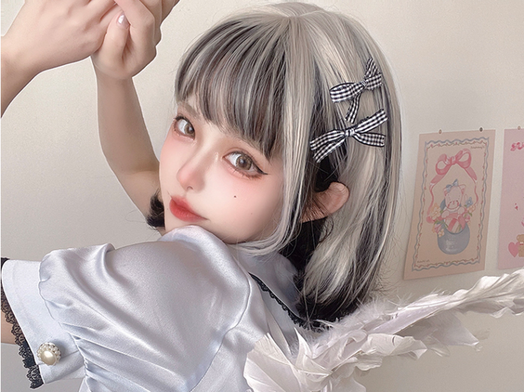 Shoulder Length Straight Silver Black Highlight Hair Color Synthetic Wig