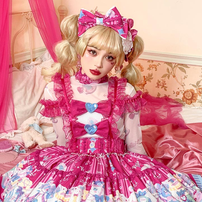 In Stock Mid-length Blonde Wavy Wig