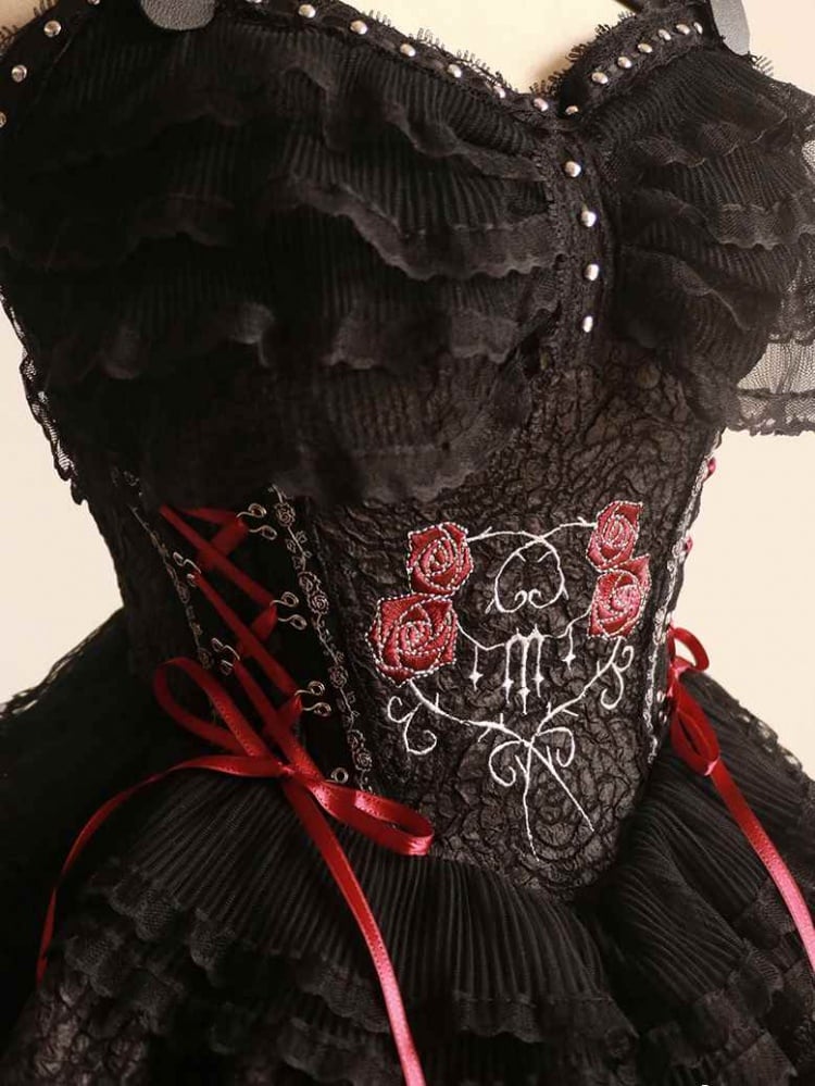 Rose Thorn Color Black Sweetheart Neckline Floral Embroidery Jumper Skirt Short Version