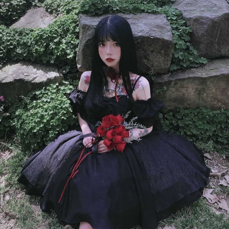 Long Version Morning Dew Black Off-the-shoulder Neckline Short Sleeves One Piece