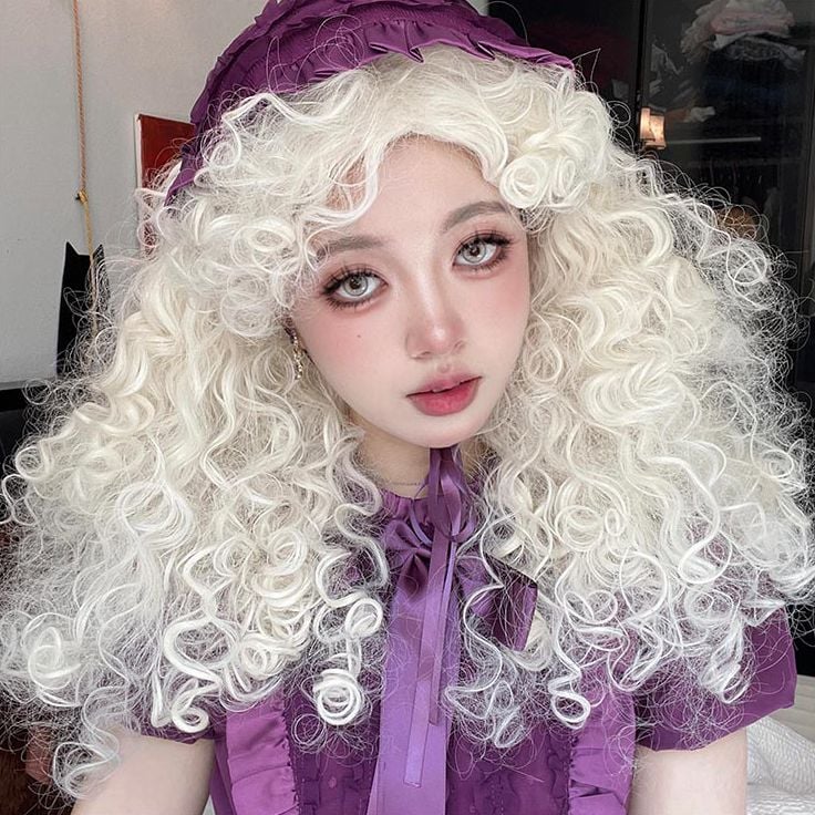 Off-white Curly Synthetic Wig