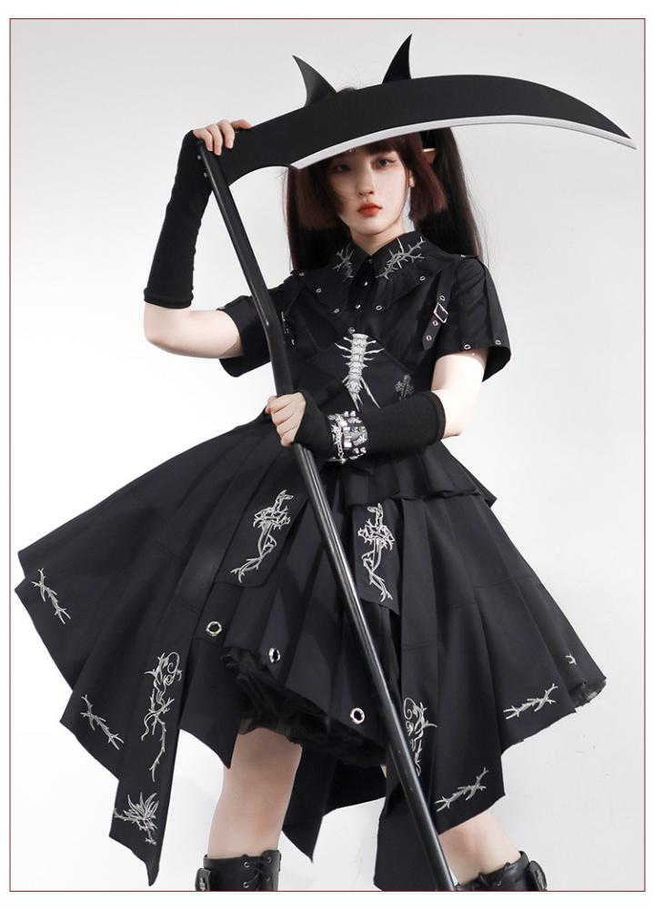 Thorns of Fog Color Black Cross and Thorns Embroidery Military Lolita OP