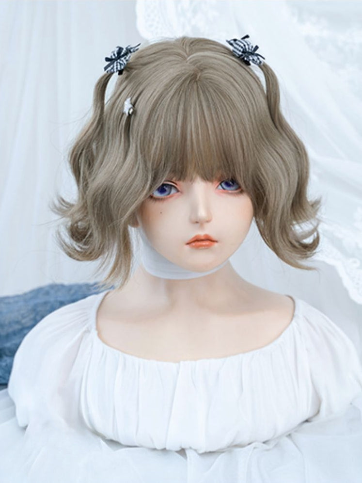 Light Brown Chin Length Wavy Synthetic Wig