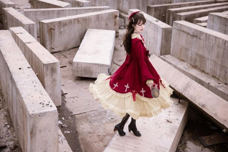 Starry Night Cross Bowknot Details Long Sleeves Lolita OP