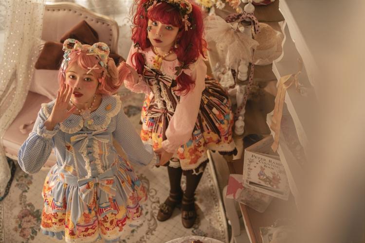 Little Bear and Pot Built-in Petticoat Bear and Biscuit Print Overalls