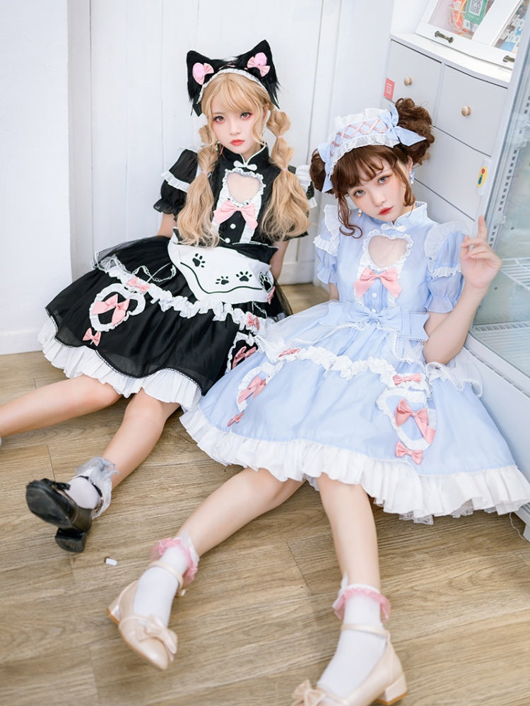 Close-up of collar and bow