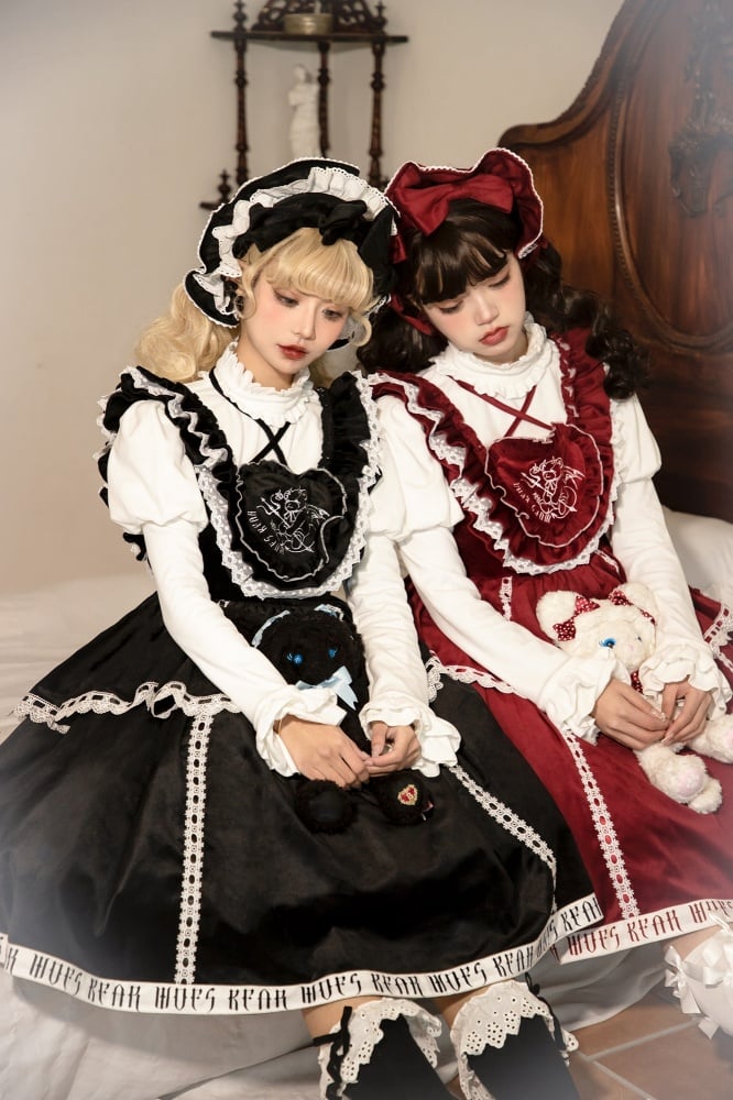 In Stock Runaway Bear Emboridery Heart-shaped Neckline Letter Print Hemline Velvet Jumper Skirt