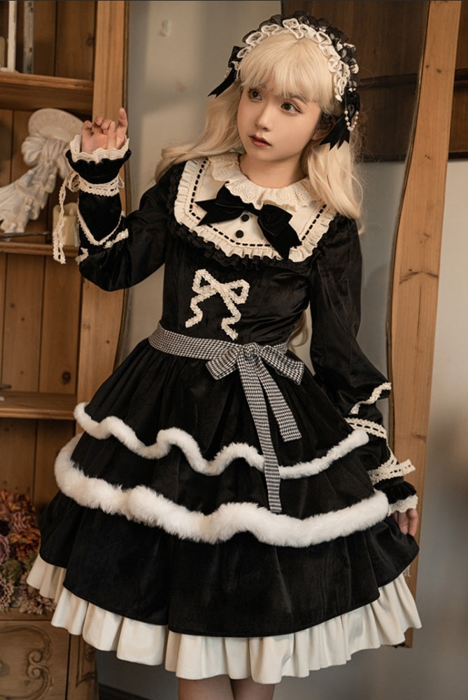 Winter Love Song Black and Beige Round Neck Velvet Long Sleeves One Piece