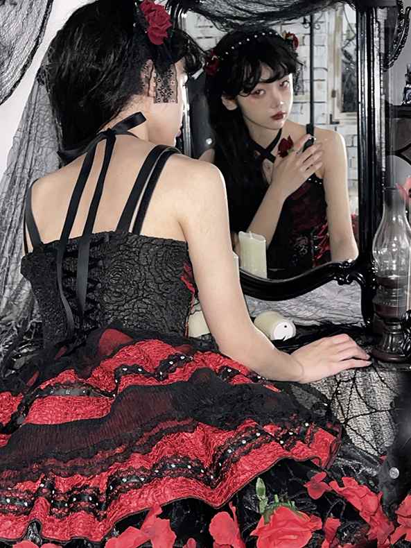 Rose Thorn Color Red Sweetheart Neckline Floral Embroidery Jumper Skirt Short Version