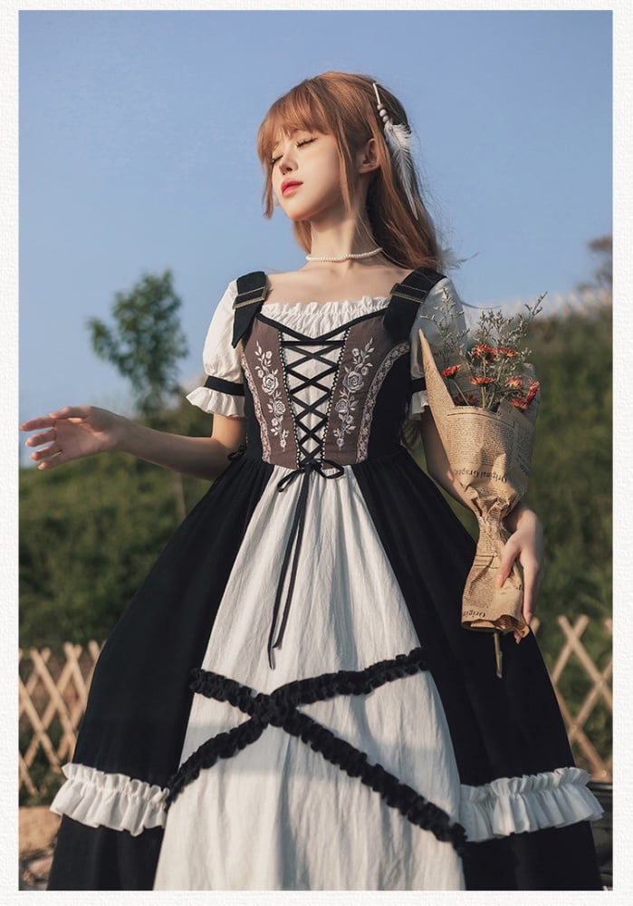 Rosette Embroidery Lace-up Details Bodice Black and White One Piece