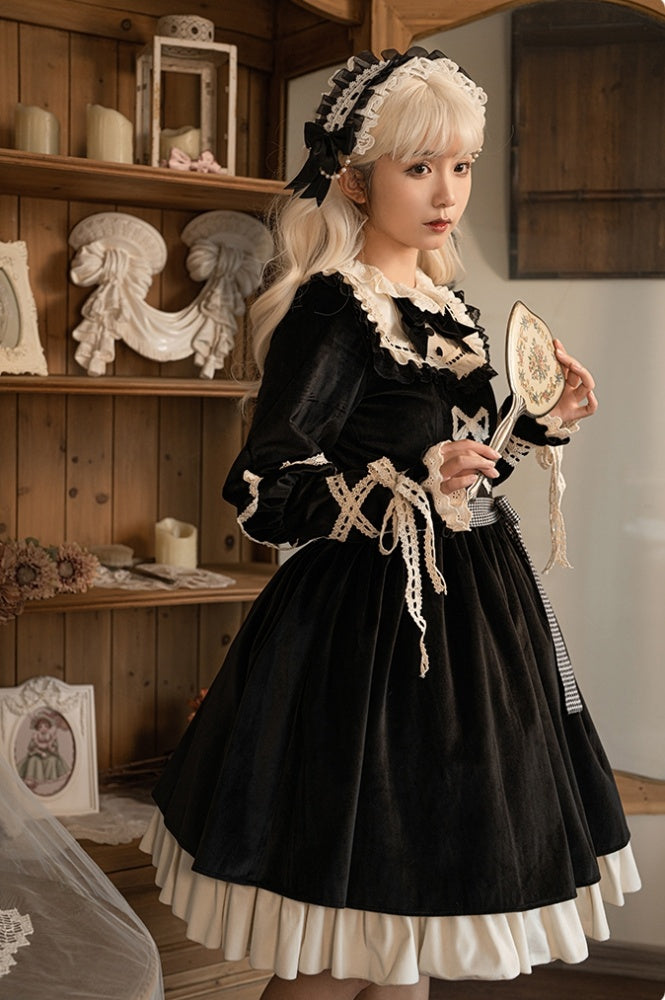 Winter Love Song Black and Beige Round Neck Velvet Long Sleeves One Piece