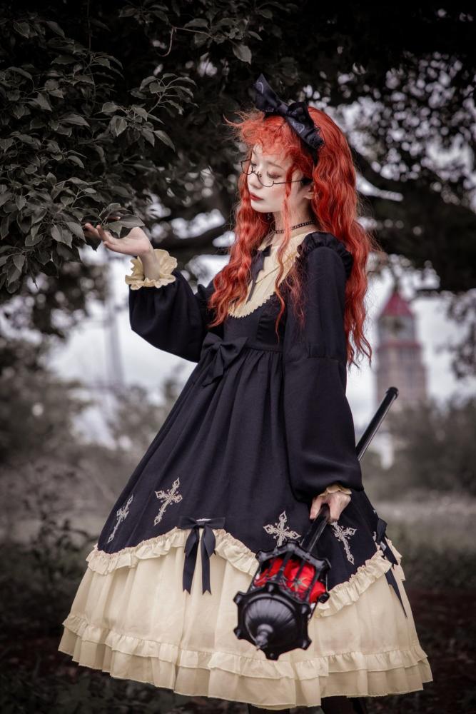 Starry Night Cross Bowknot Details Long Sleeves Lolita OP