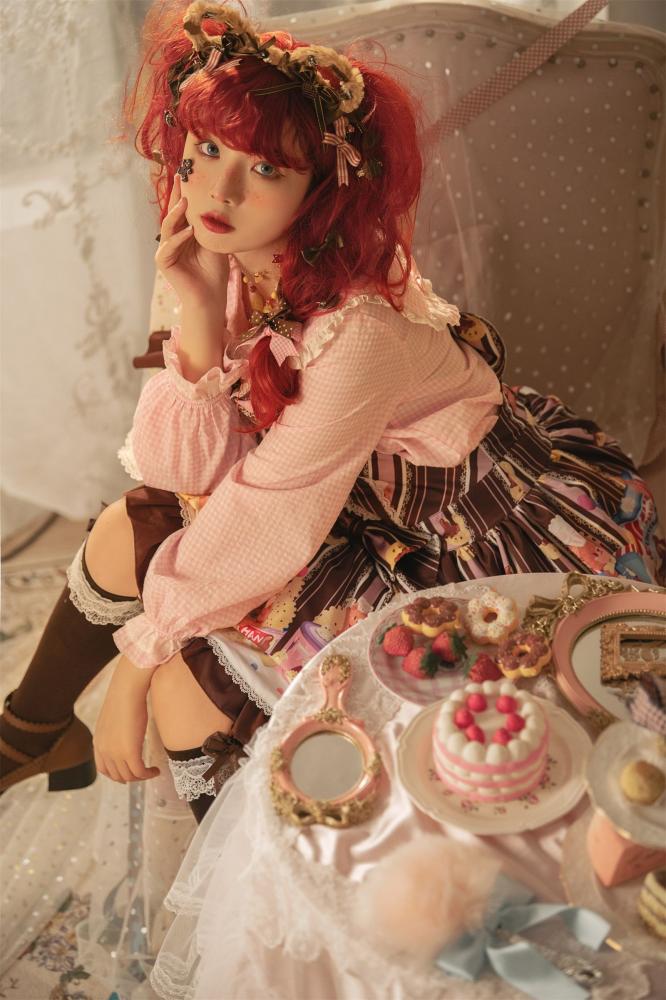 Little Bear and Pot Built-in Petticoat Bear and Biscuit Print Overalls