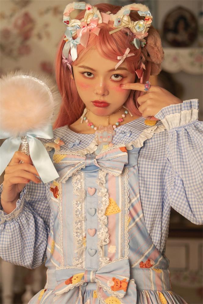 Little Bear and Pot Built-in Petticoat Bear and Biscuit Print Overalls