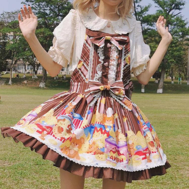 Little Bear and Pot Built-in Petticoat Bear and Biscuit Print Overalls