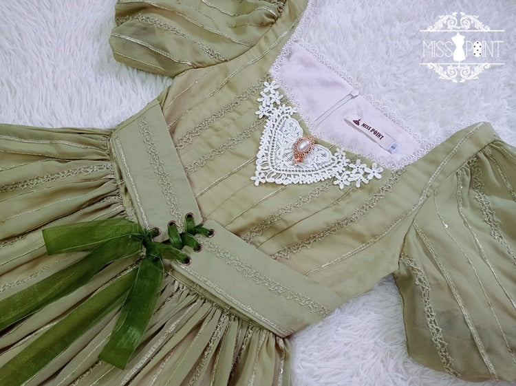 Tulip 1.0 Tiered Skirt and Ruffle Trim Short Sleeves One Piece Version A (Lace Applique Neckline)/Version B