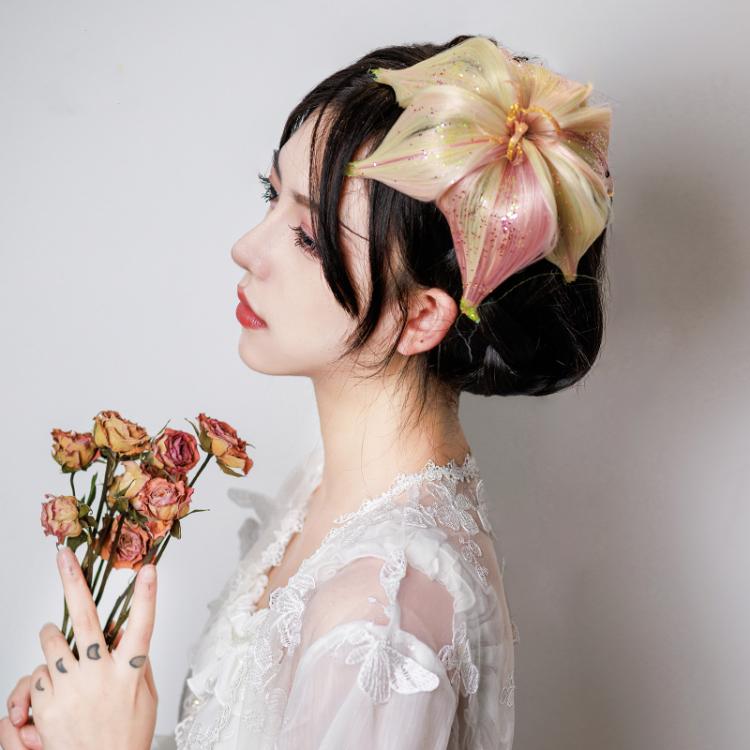 Lily Yellow&Pink / Black / Pink&Green Wig Hair Clip