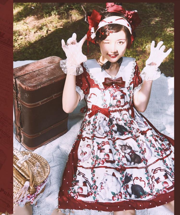 March Courtyard Red Cat Print One Piece Polka-dot Pattern