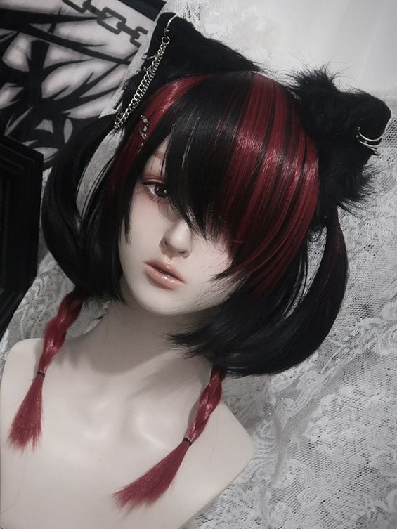 Virtual Cat Black and Red Highlight Hair Color Synthetic Wig