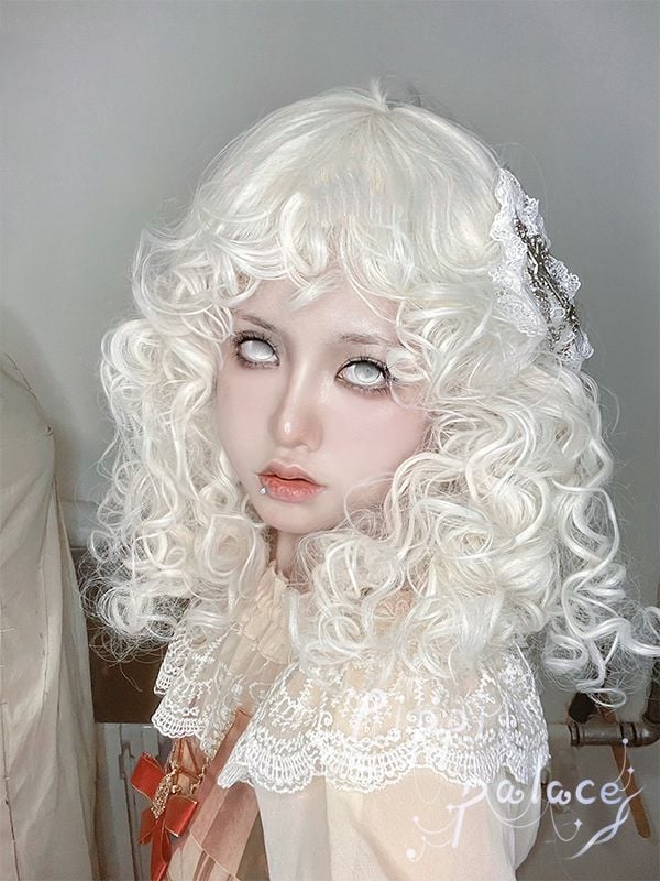 Off-White Curly Wig