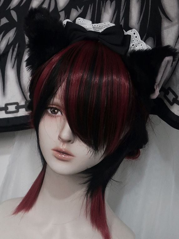 Virtual Cat Black and Red Highlight Hair Color Synthetic Wig