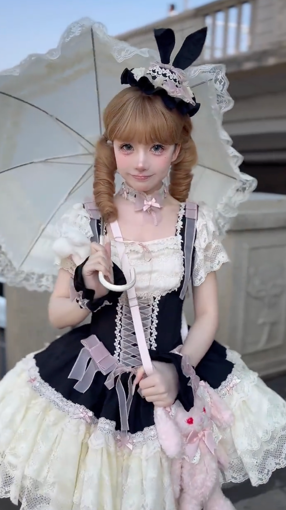 Bunny Lace Tea Party Lolita JSK (Black & Cream)