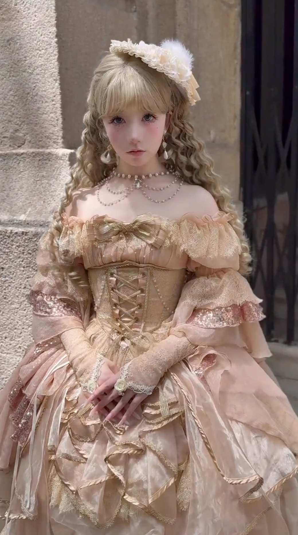 Gilded Royal Elegance OP Set (Beige Gold)