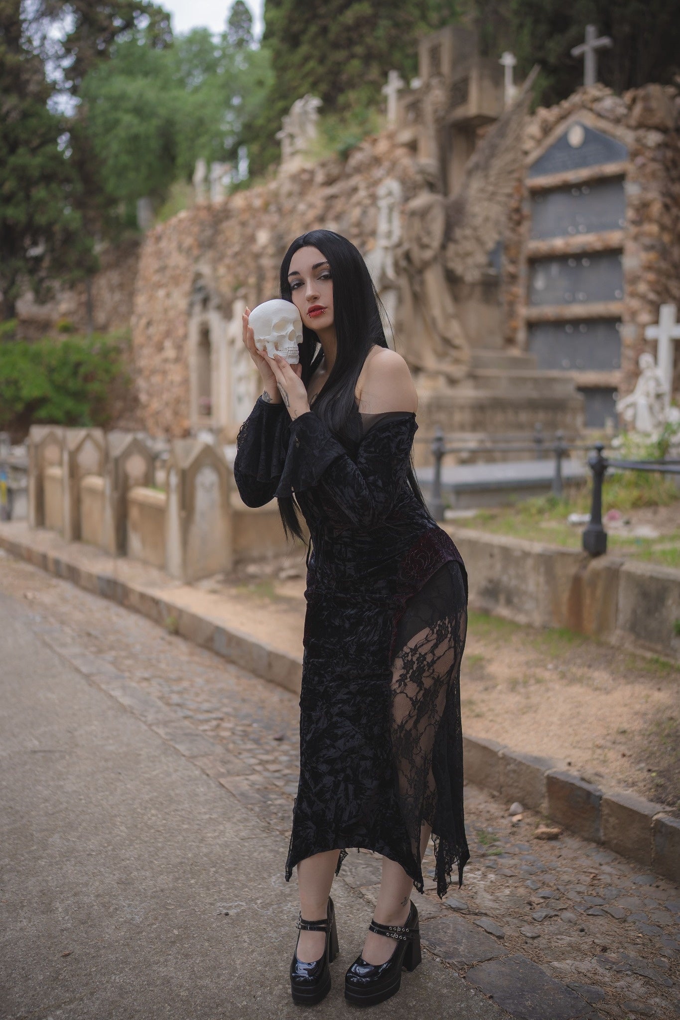 Crimson Veil Gothic Velvet Serpent-Slit Gown