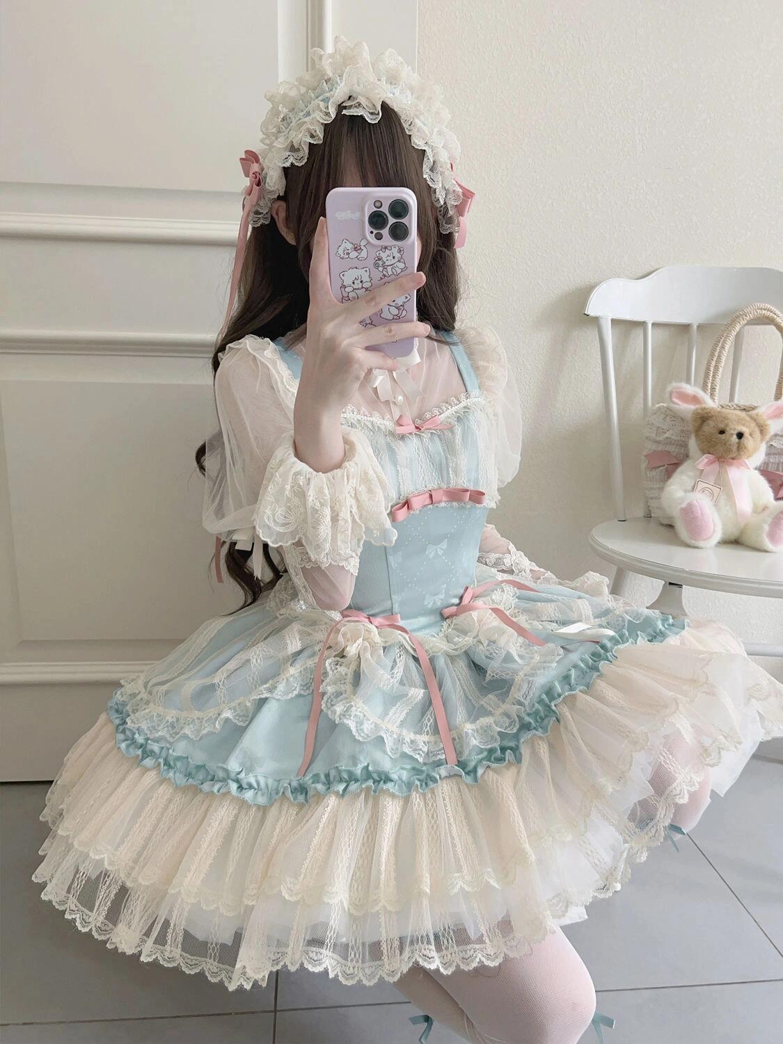 Short Lolita Dress  With Pink Bows Decoration and Ballerina Skirt