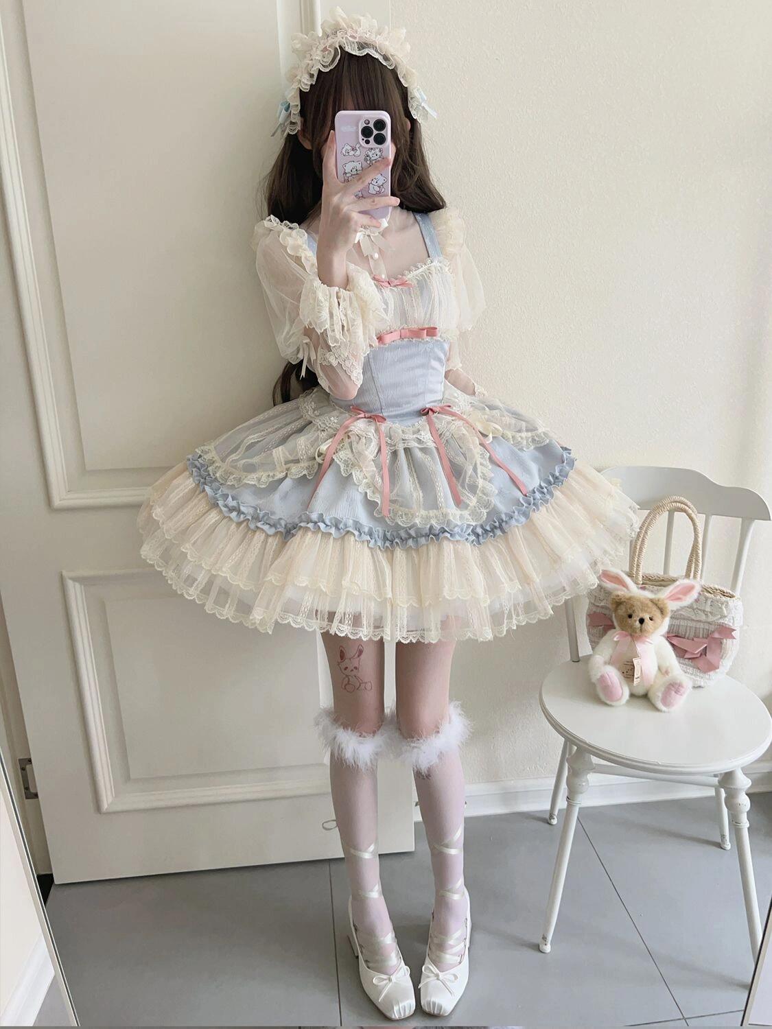 Short Lolita Dress  With Pink Bows Decoration and Ballerina Skirt