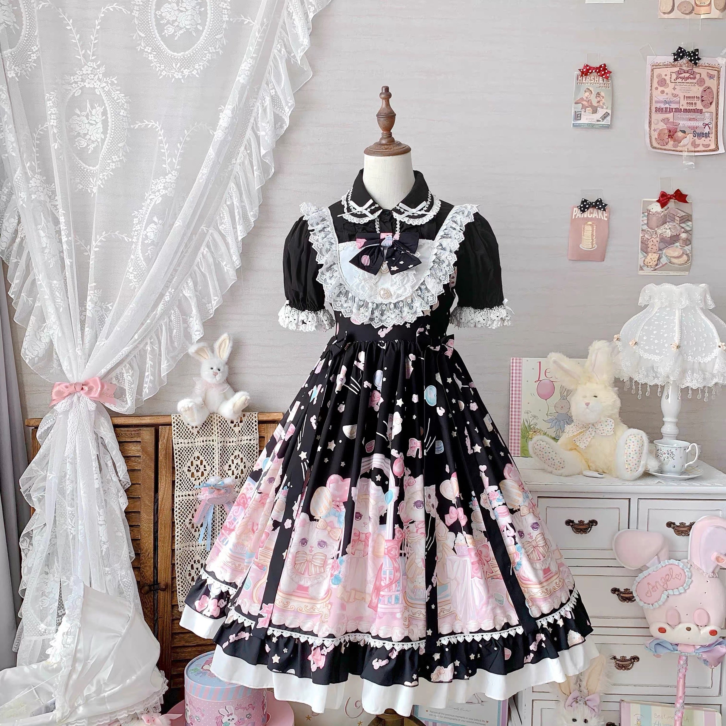 Dreamy Candy Carousel Lolita Dress / Black, Ivory & Pink