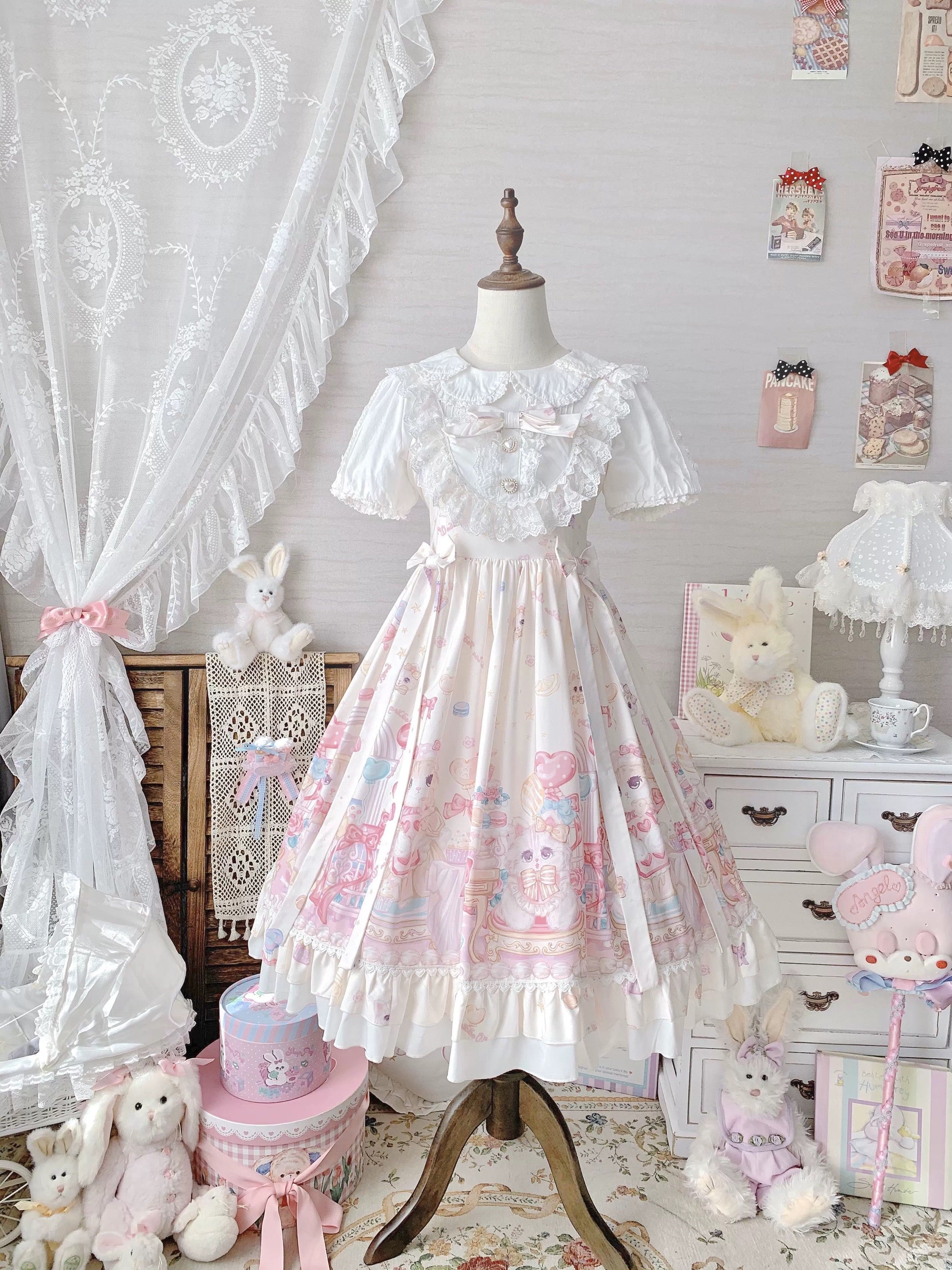 Dreamy Candy Carousel Lolita Dress / Black, Ivory & Pink